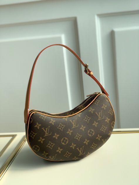 How Old is My Louis Vuitton Bag?