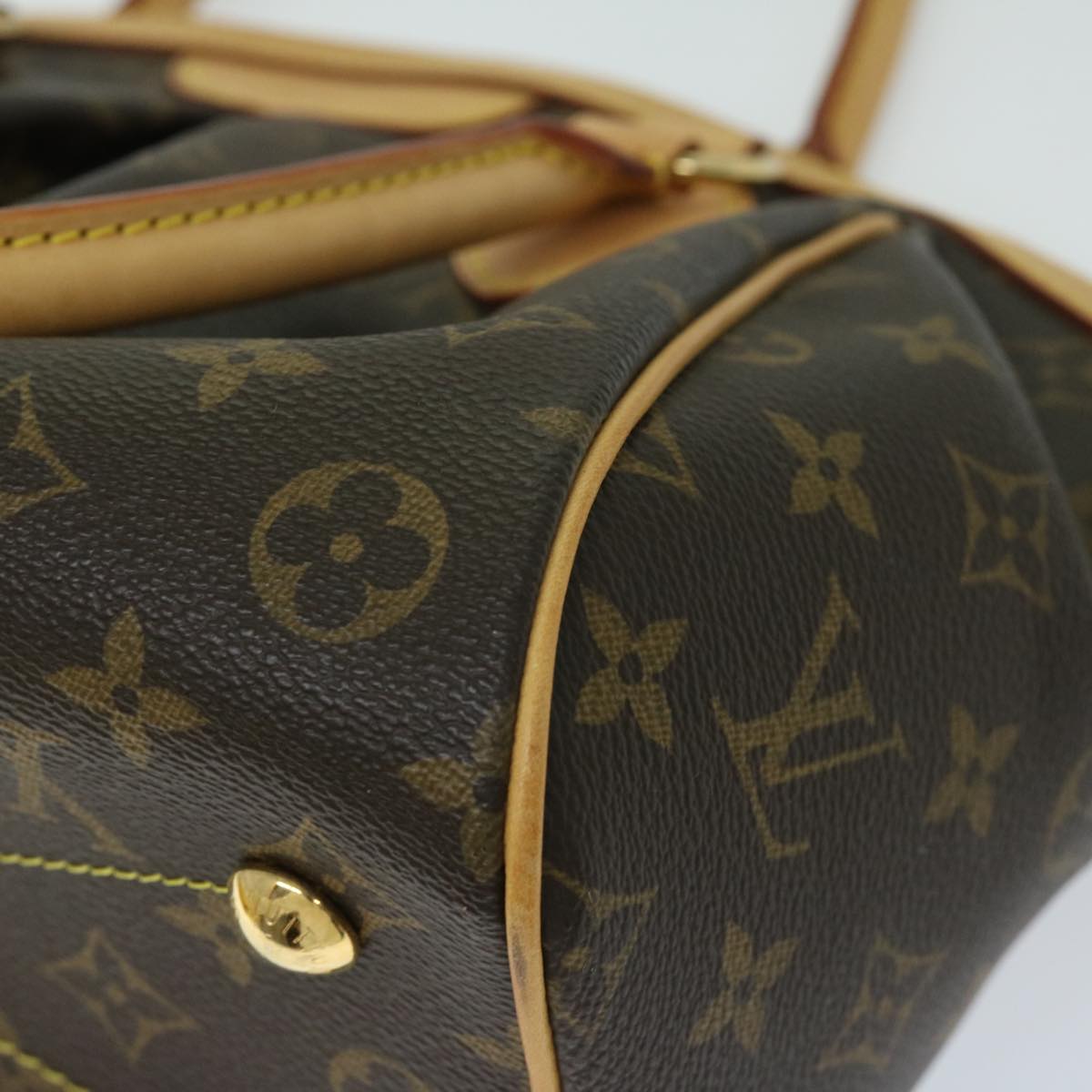 Louis Vuitton Tivoli Handbag