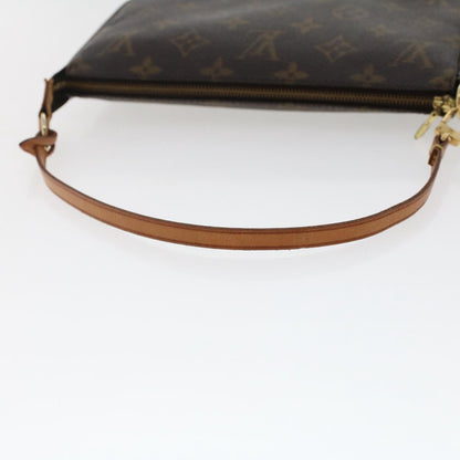 Louis Vuitton Pochette accessoires Clutch