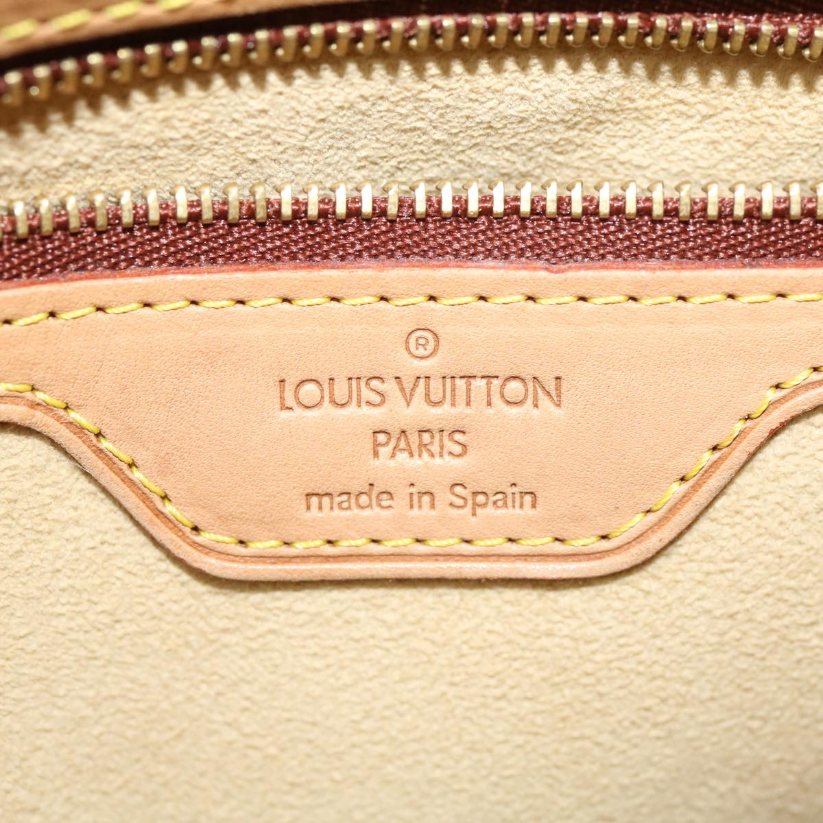 Louis Vuitton Looping GM Shoulder Bag