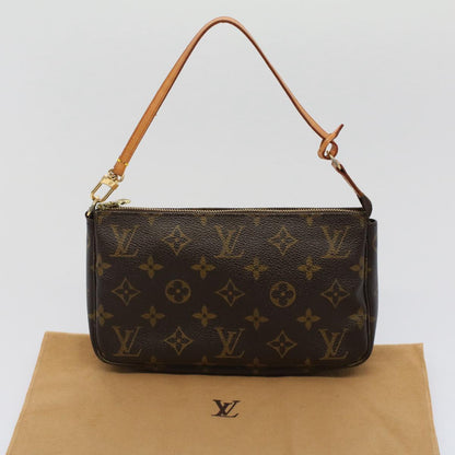 Louis Vuitton Pochette Accessoire Clutch