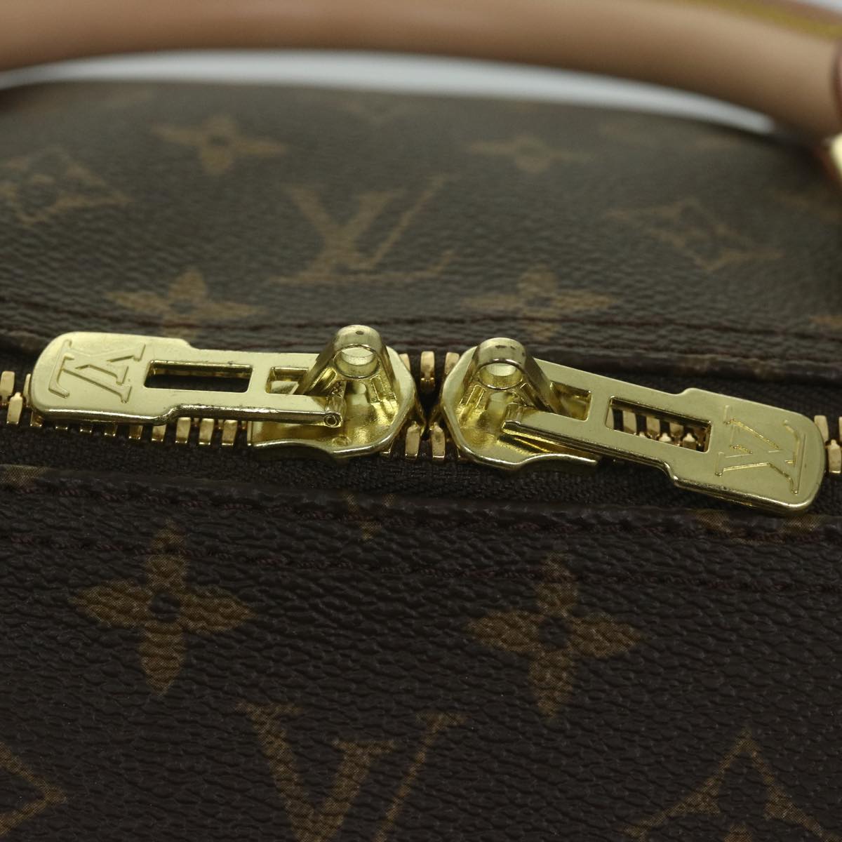 Louis Vuitton Keepall Bandoulière 60 Shoulder Bag