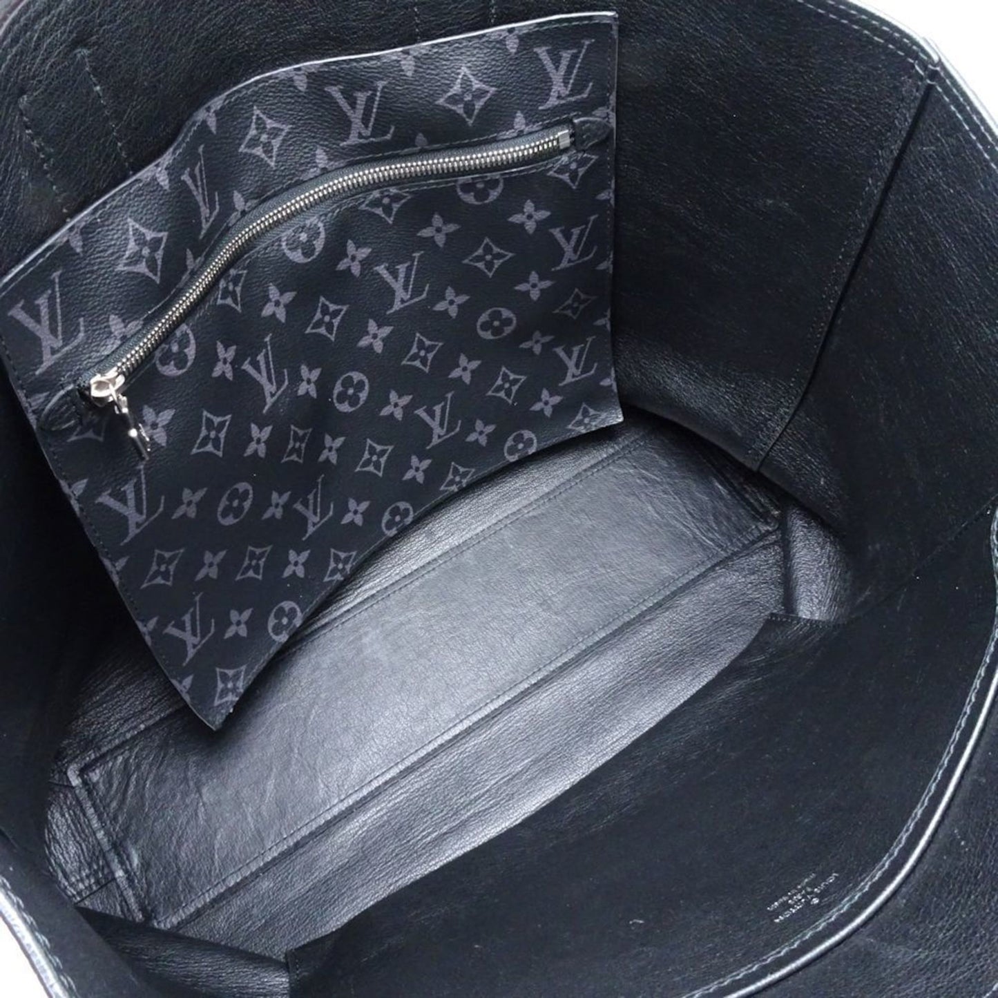 Louis Vuitton Cabas Voyage Tote Bag