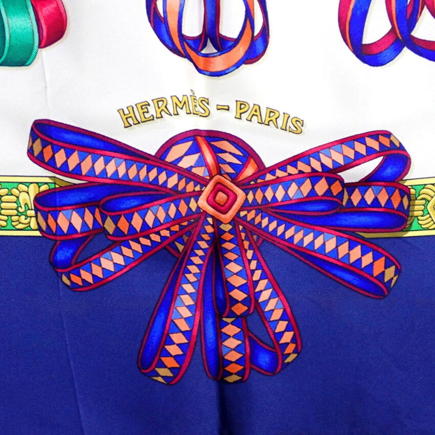 Hermès Carré 90 Scarf