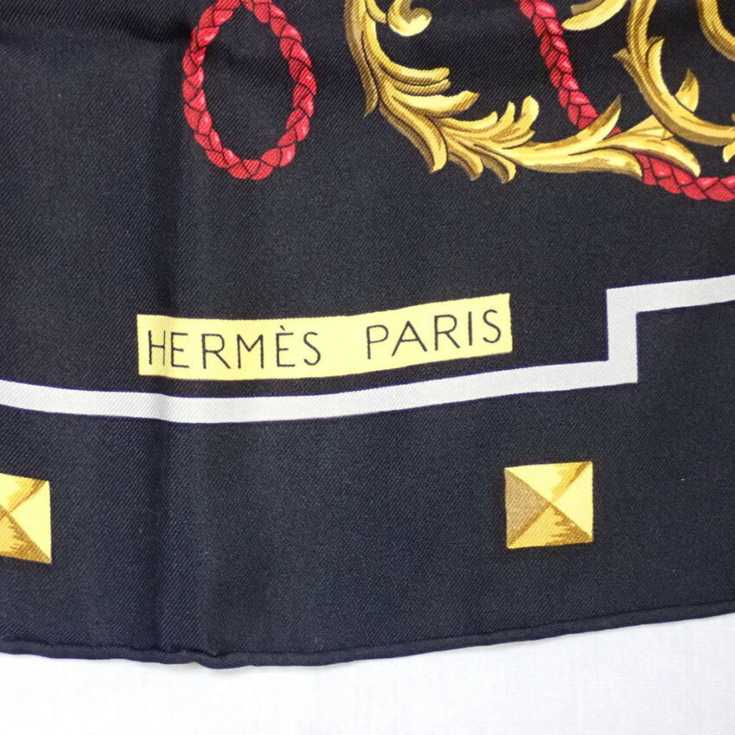 Hermès Carré 90 Scarf