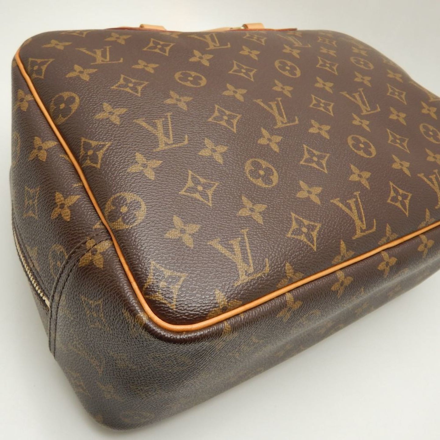 Louis Vuitton Deauville Handbag