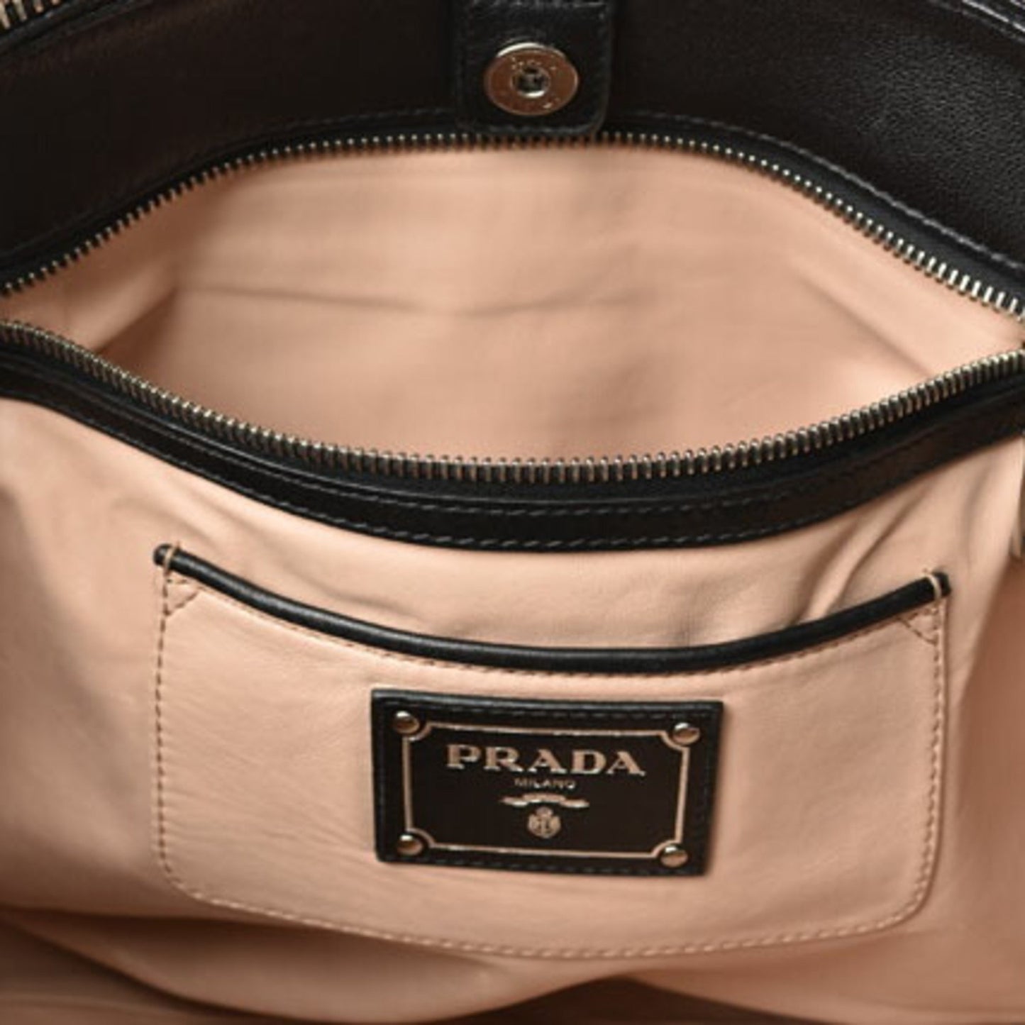 Prada Nappa gauffré Handbag