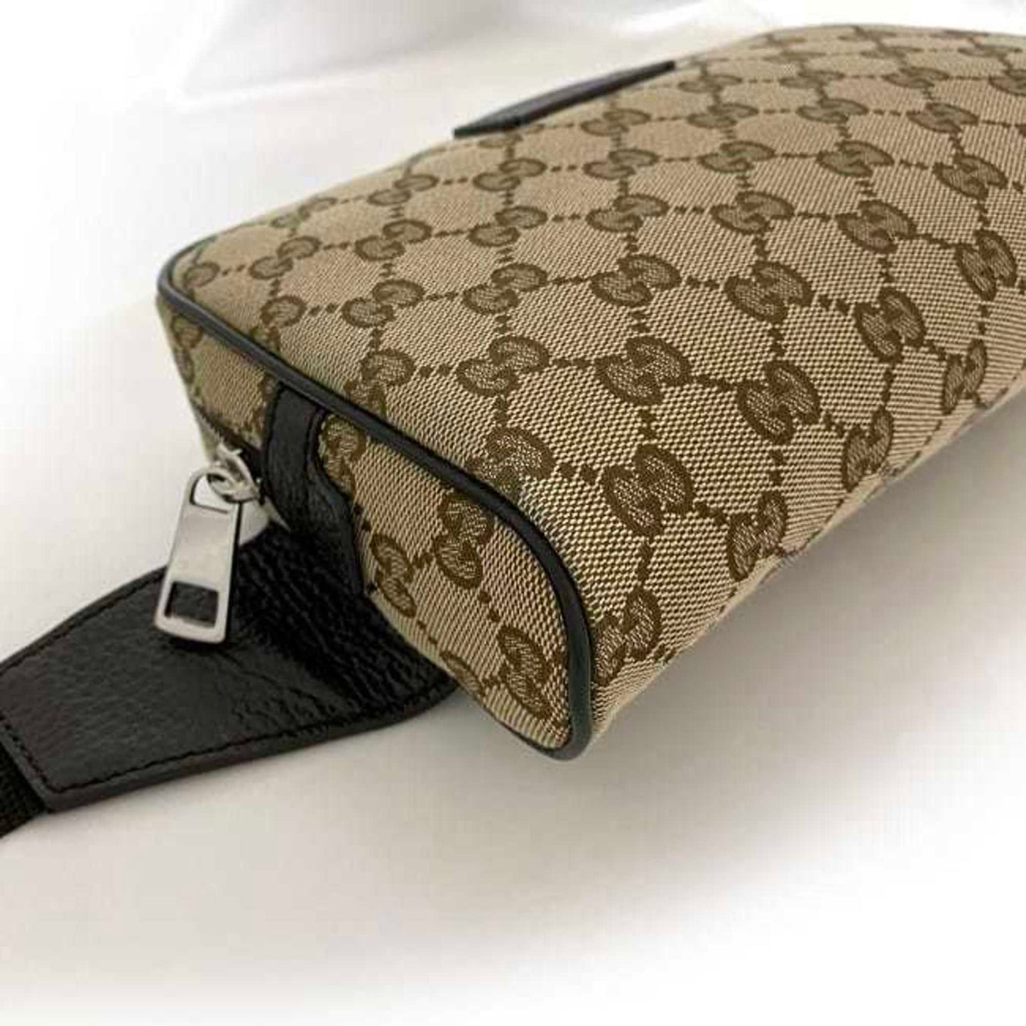 Gucci GG canvas Shoulder Bag