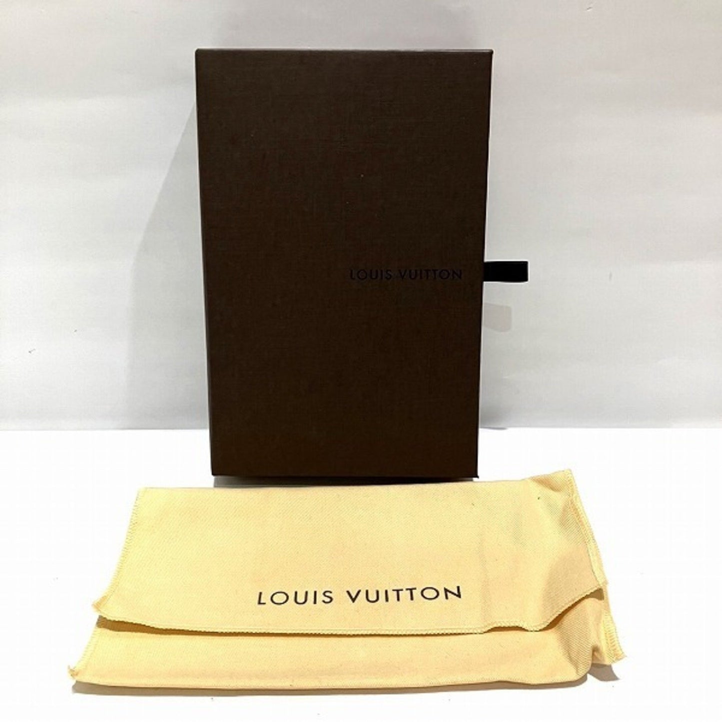 Louis Vuitton Sarah Wallet