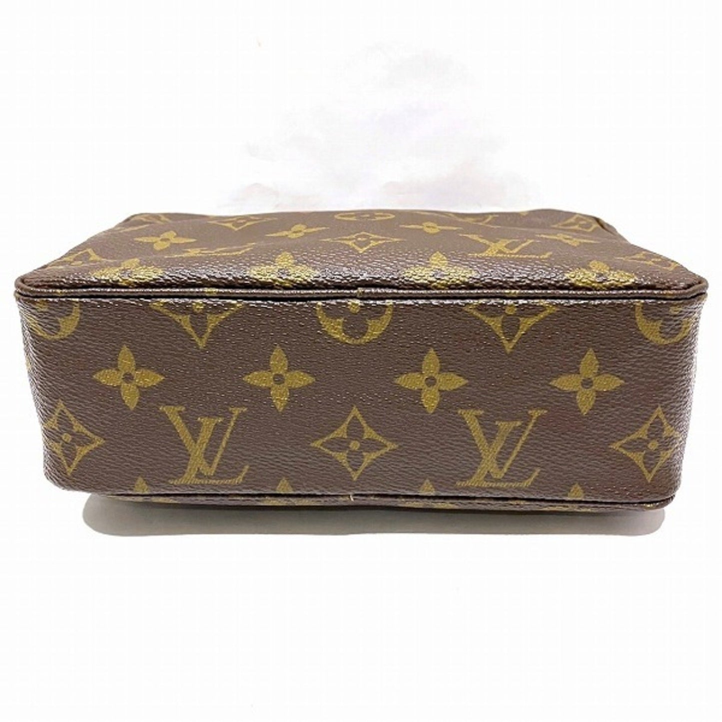 Louis Vuitton Trousse de Toilette Clutch