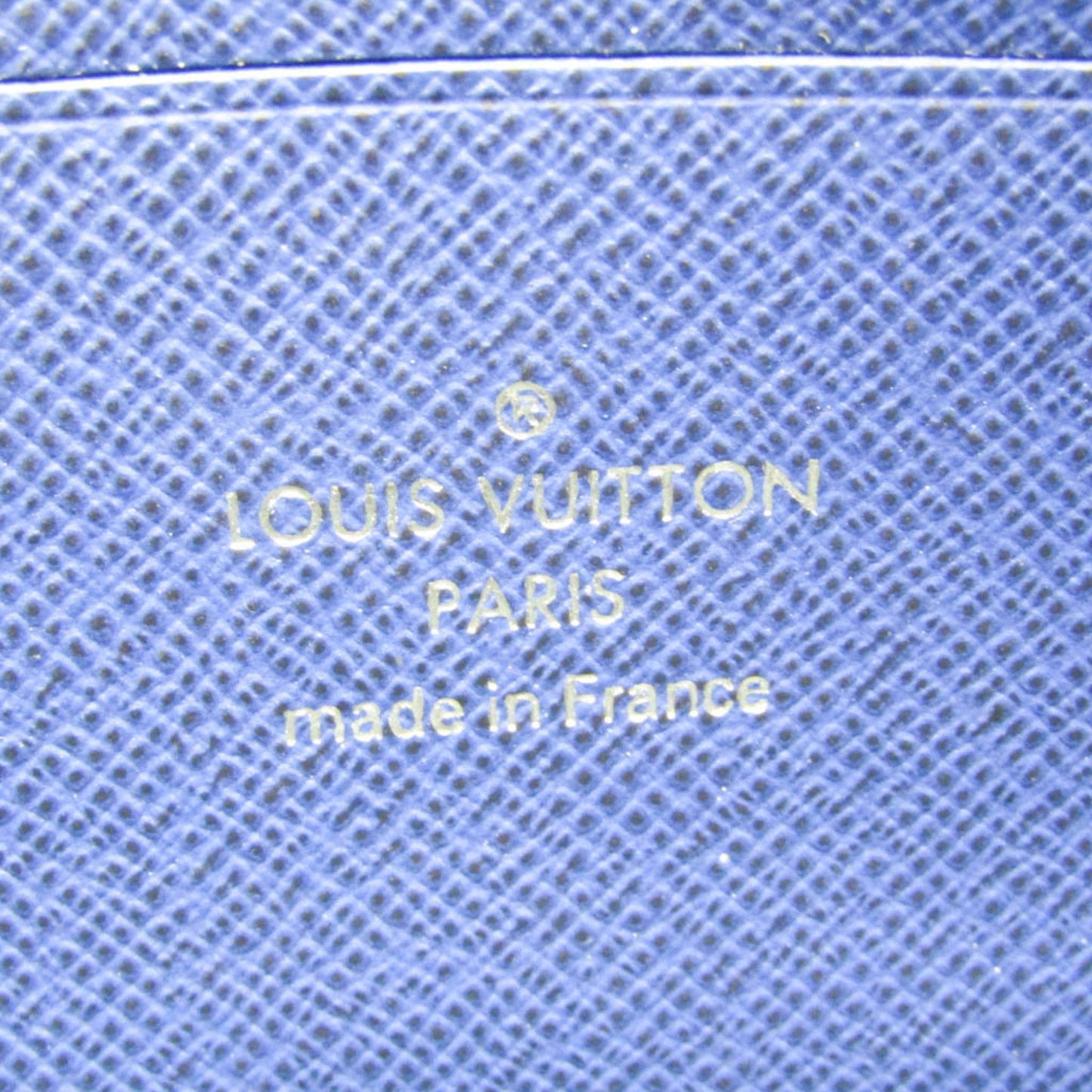 Louis Vuitton Discovery Clutch