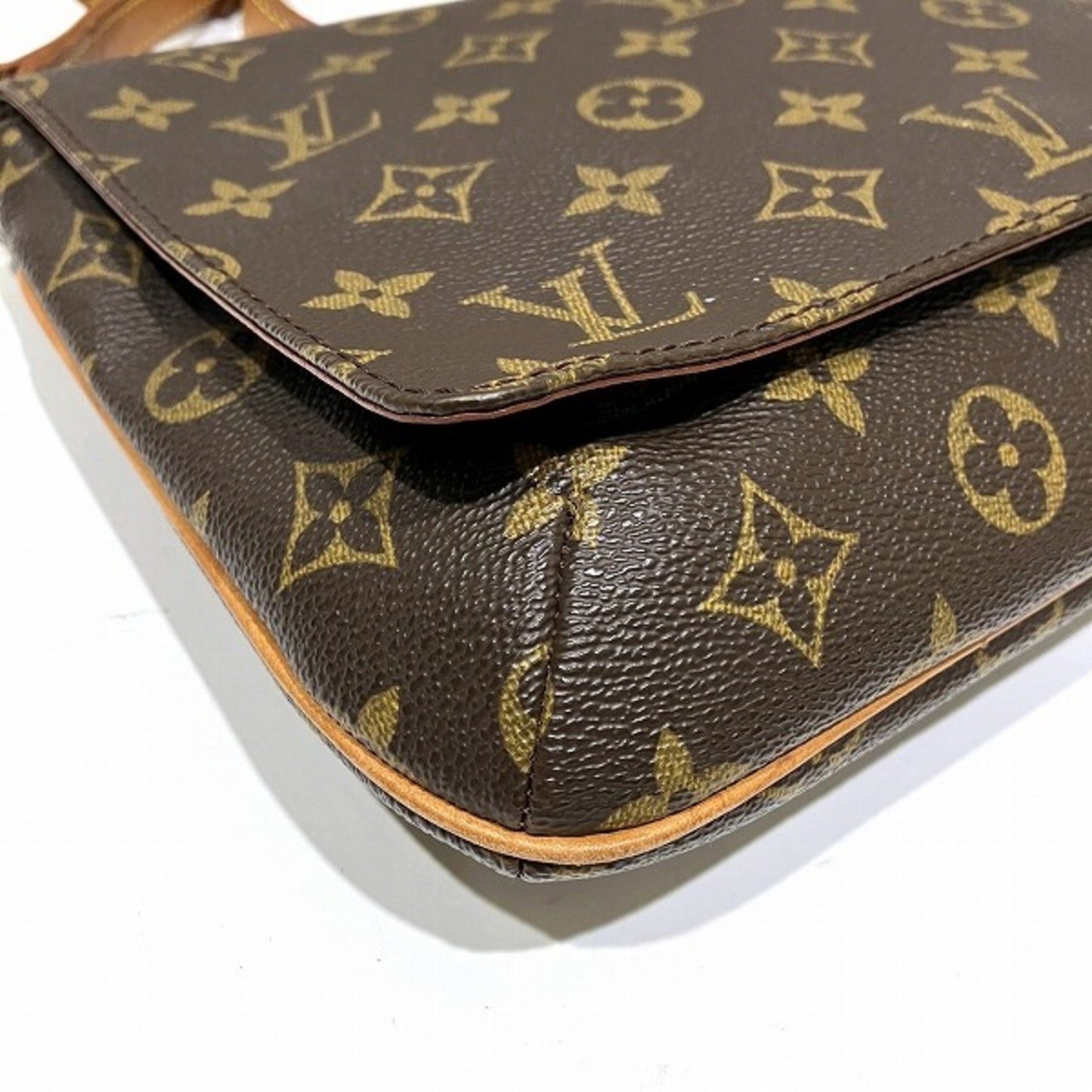 Louis Vuitton Musette Tango Shoulder Bag