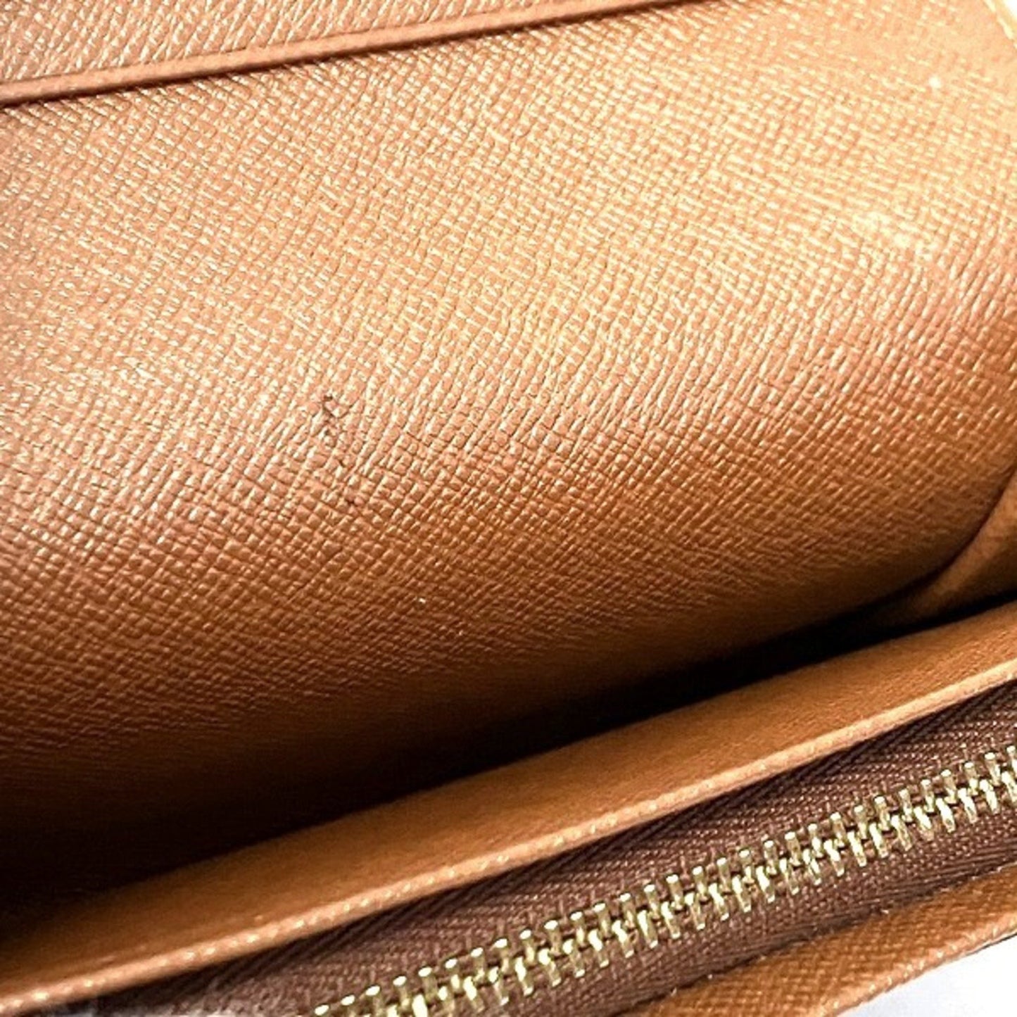 Louis Vuitton Trésor Wallet