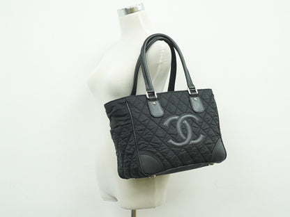 Chanel Paris New york line Handbag