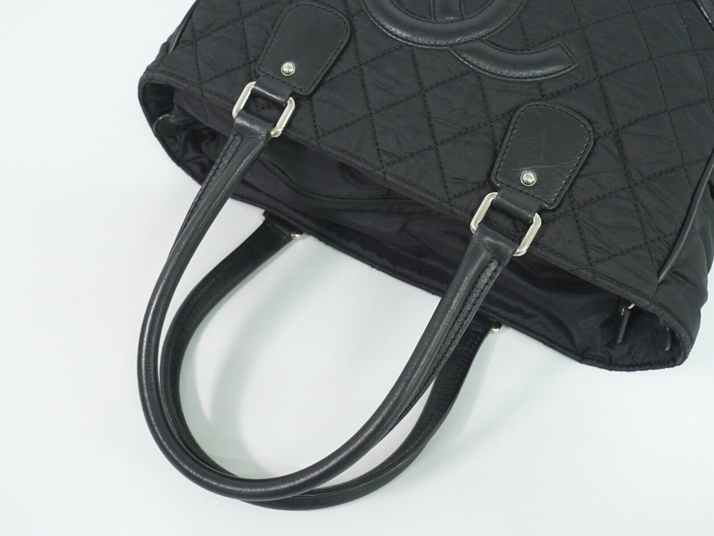 Chanel Paris New york line Handbag