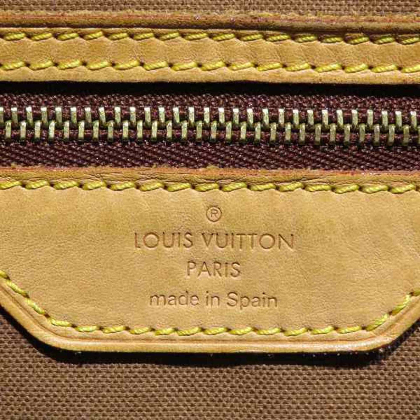 Louis Vuitton Batignolles Horizontal Tote Bag