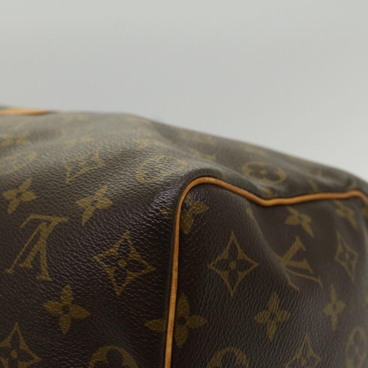 Louis Vuitton Keepall 45 Travel Bag