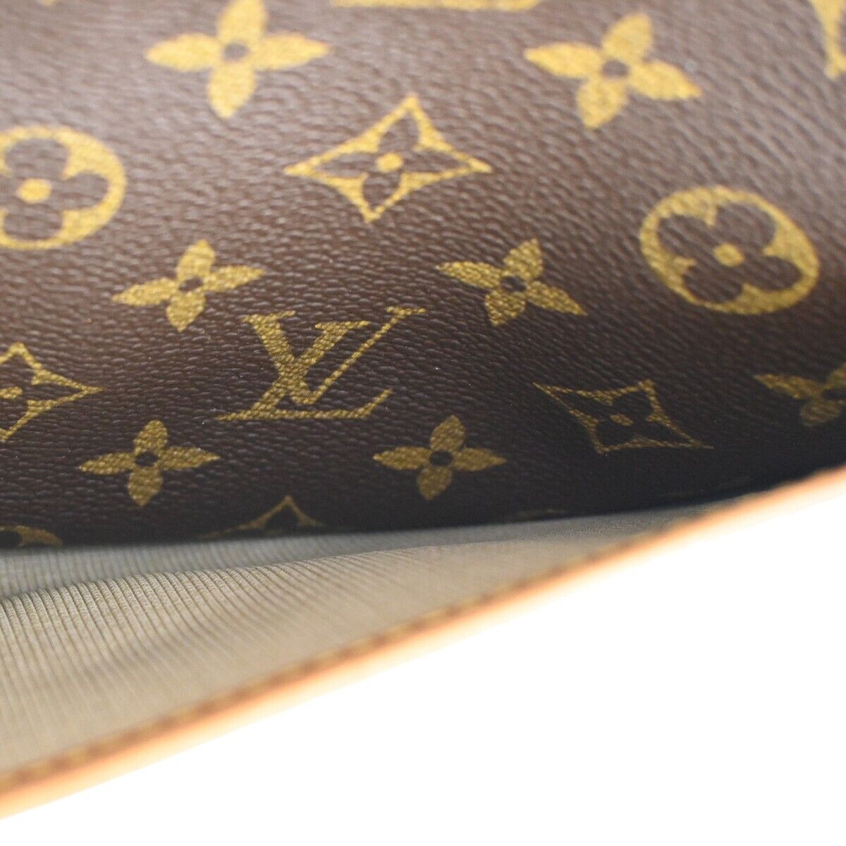 Louis Vuitton Deauville Handbag