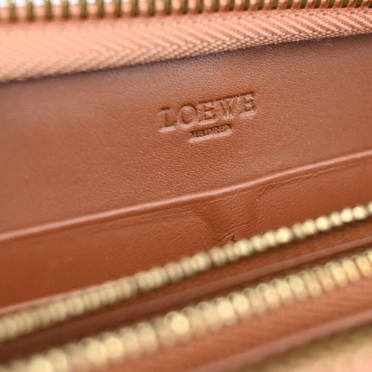 Loewe Wallet