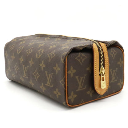 Louis Vuitton Clutch