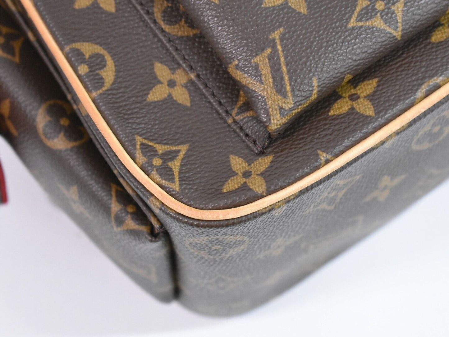 Louis Vuitton Excentri cité Handbag