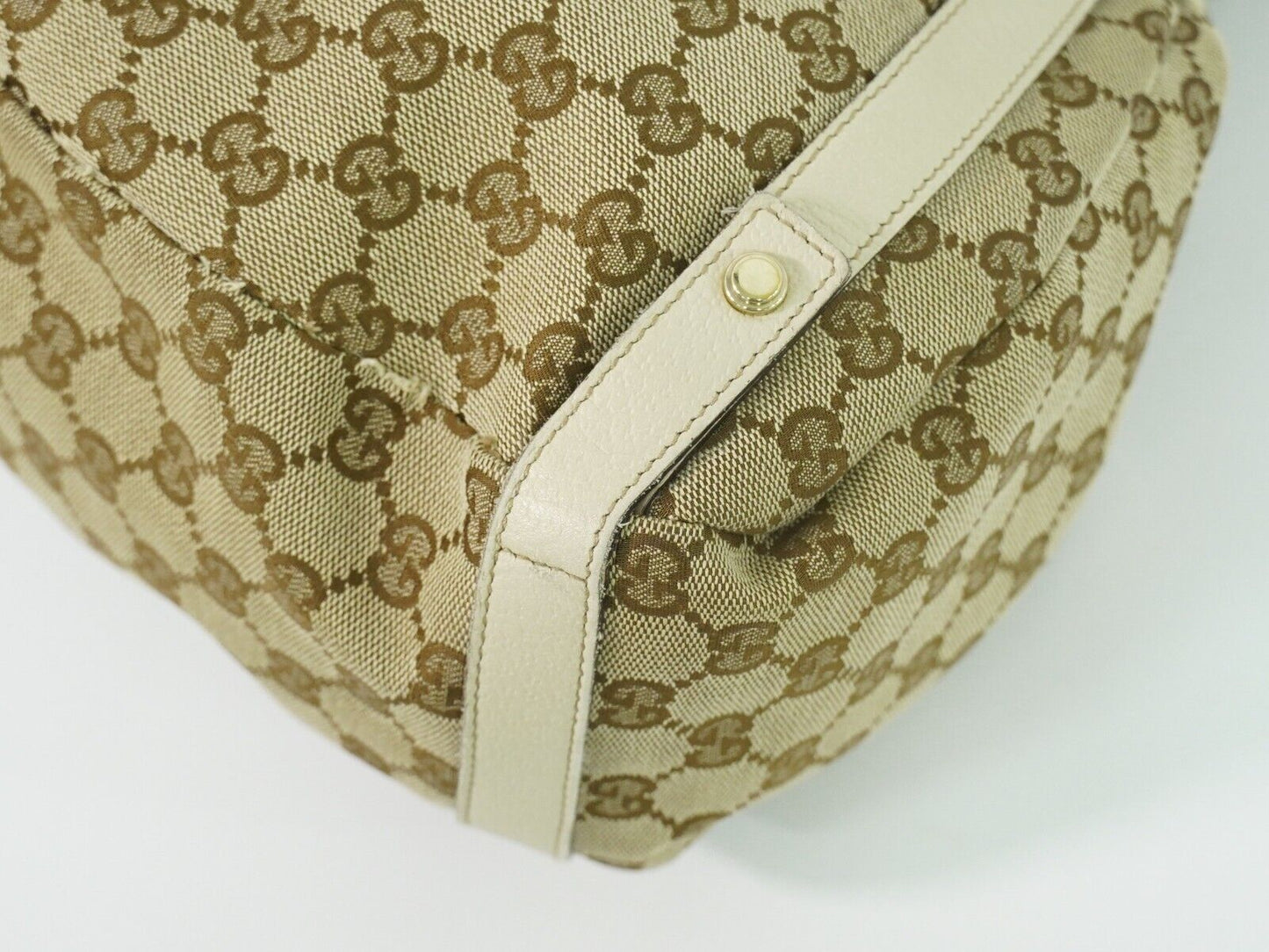 Gucci Abbey Handbag