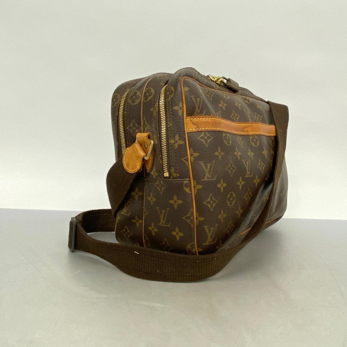 Louis Vuitton Reporter Shoulder Bag