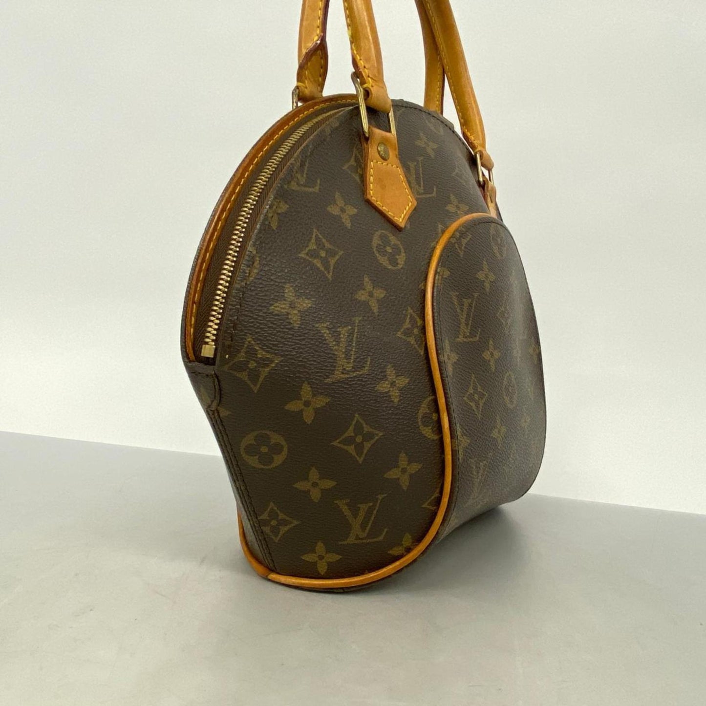 Louis Vuitton Ellipse Handbag