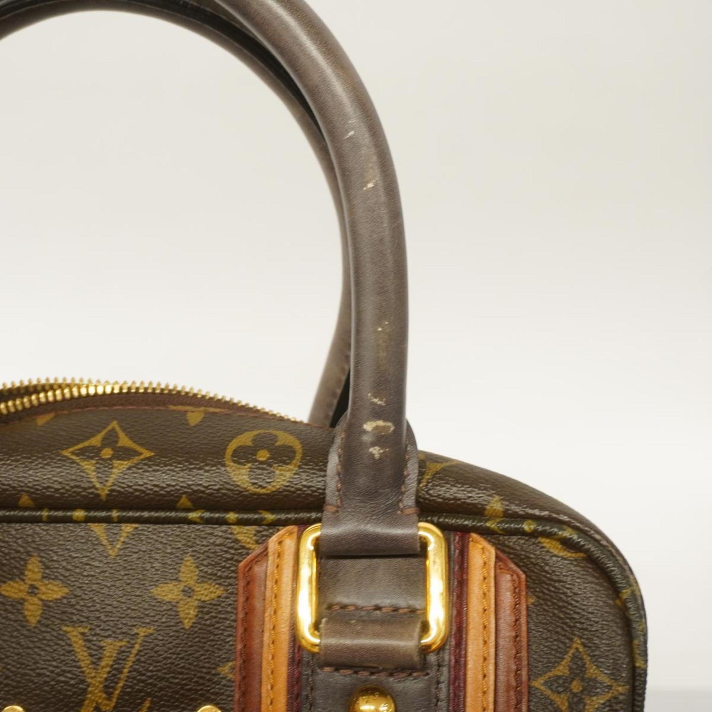 Louis Vuitton Bequia Handbag