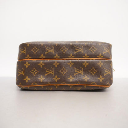 Louis Vuitton Reporter pm Shoulder Bag