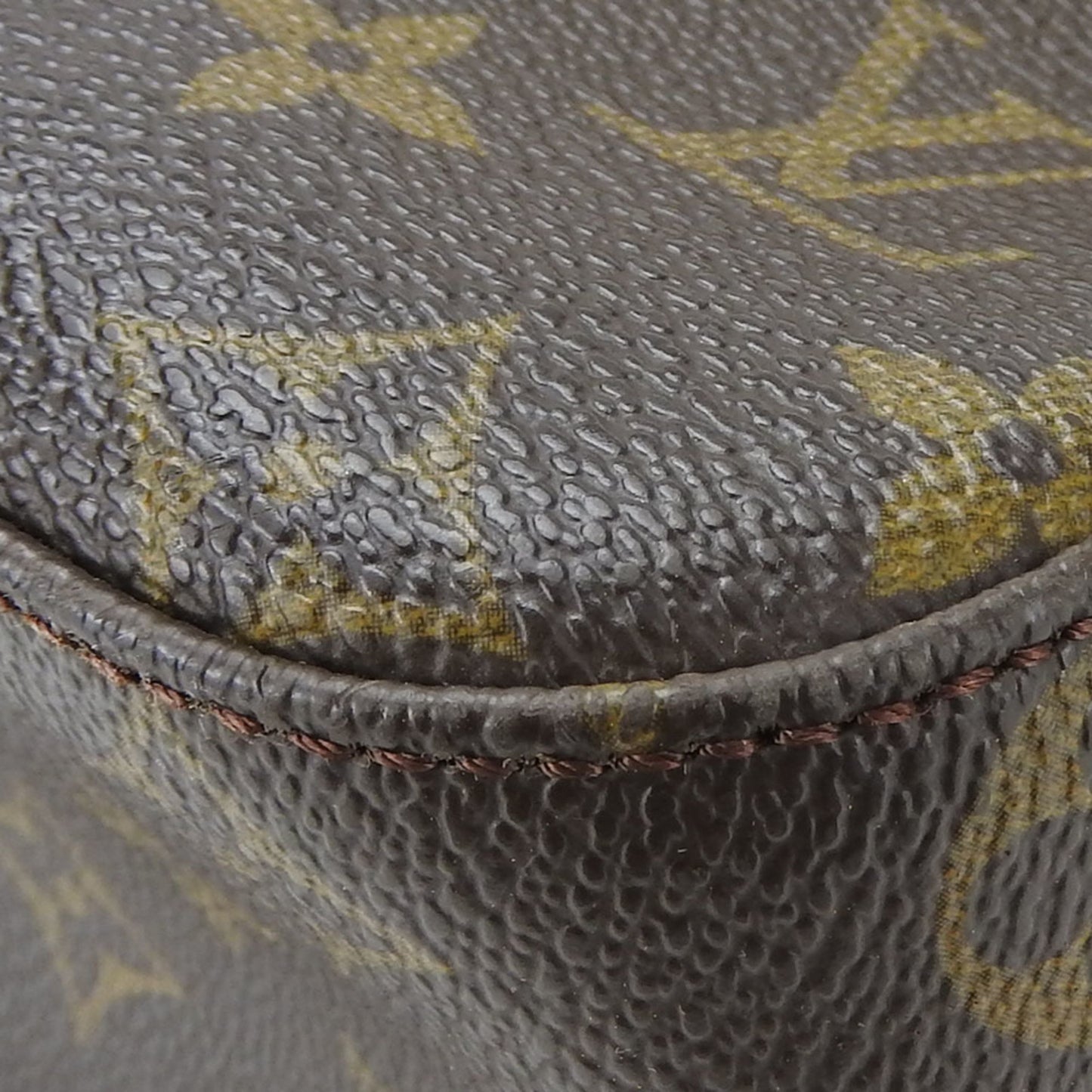 Louis Vuitton Looping GM Shoulder Bag