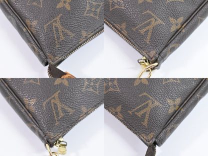 Louis Vuitton Pochette Accessoire Clutch