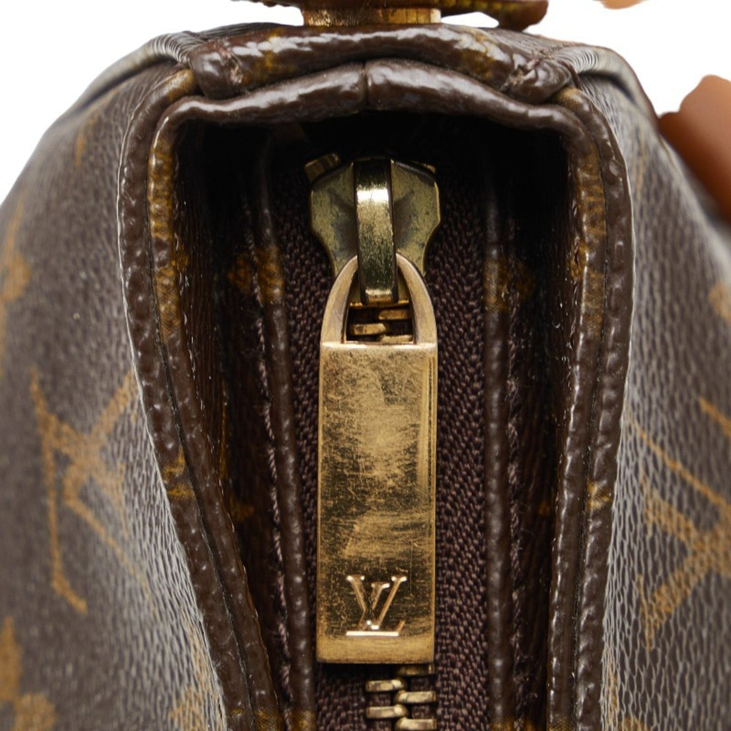 Louis Vuitton Looping Shoulder Bag