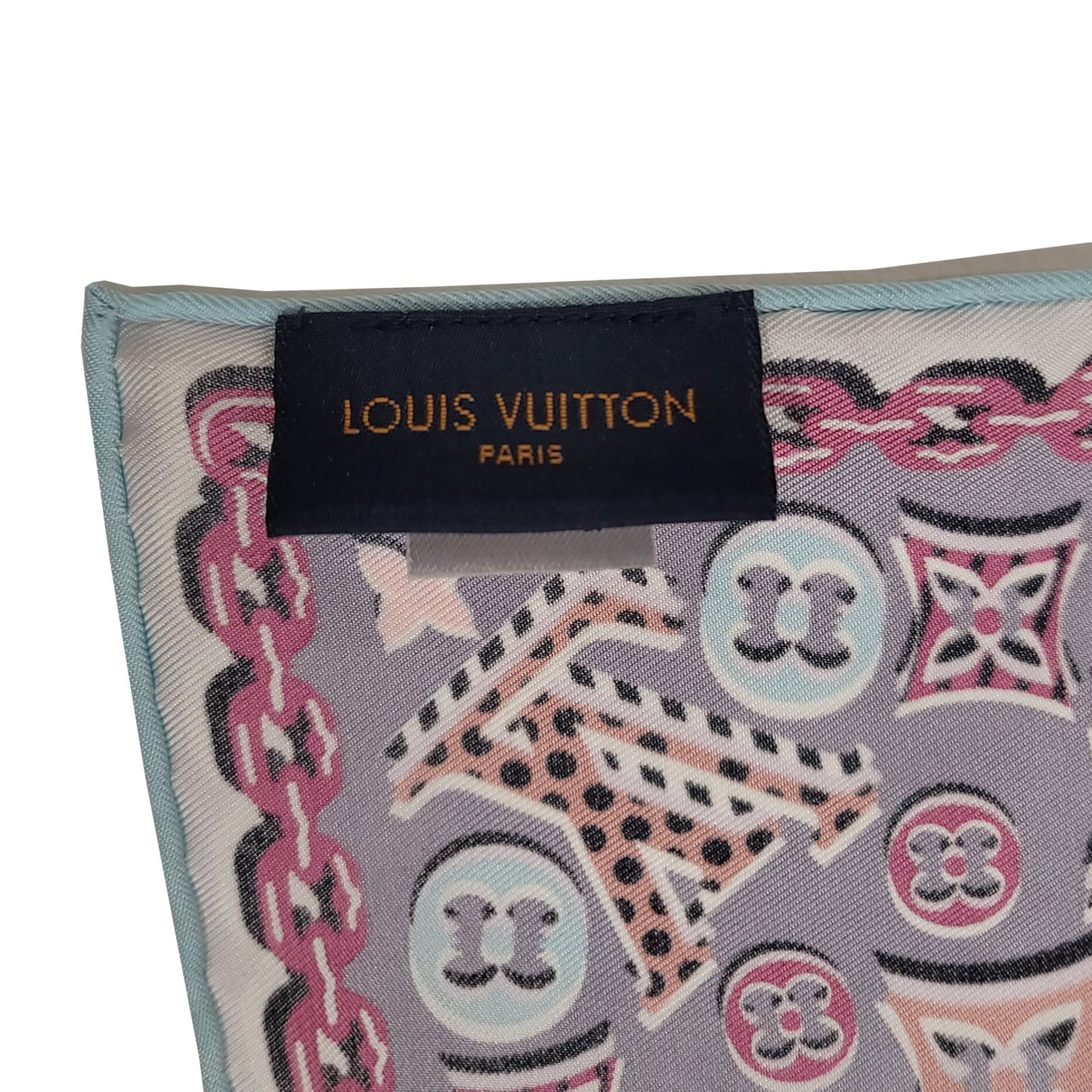 Louis Vuitton scarf