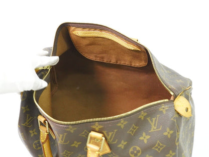 Louis Vuitton Speedy 40 Handbag