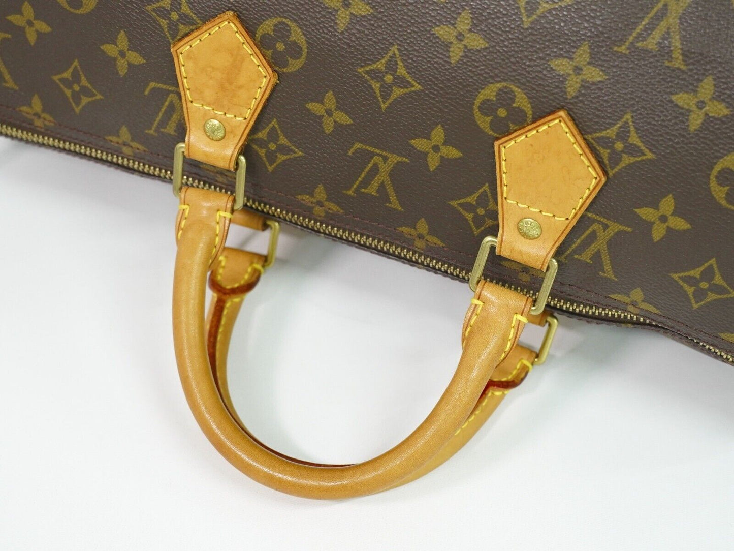 Louis Vuitton Speedy 40 Handbag