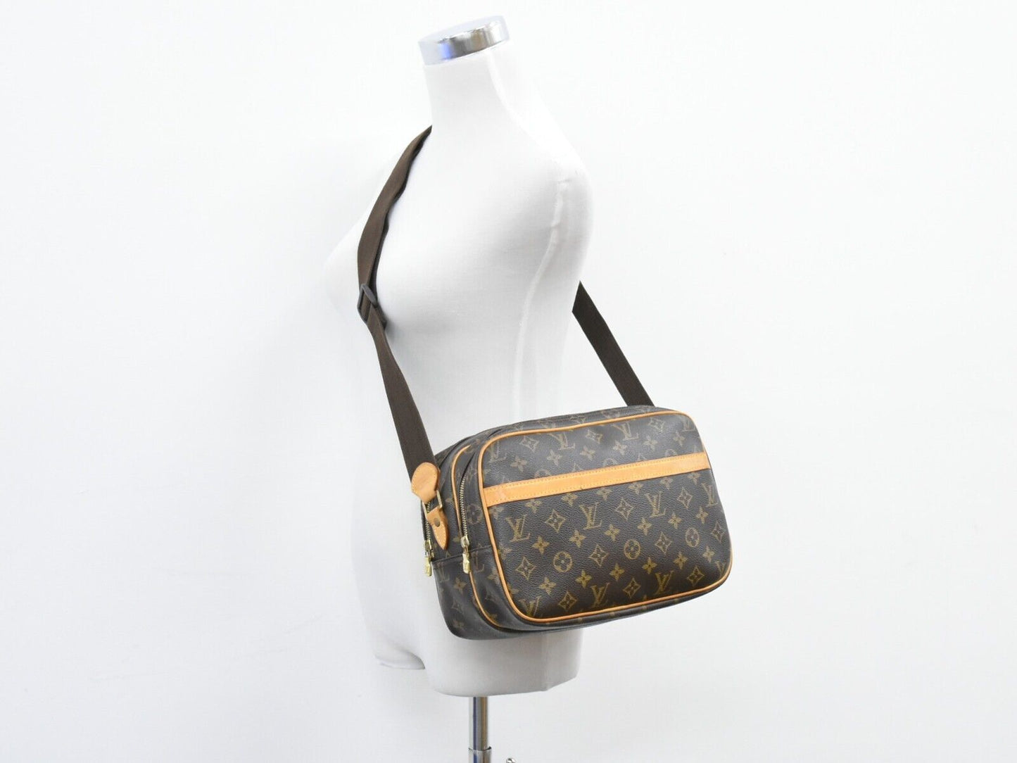 Louis Vuitton Reporter Shoulder Bag