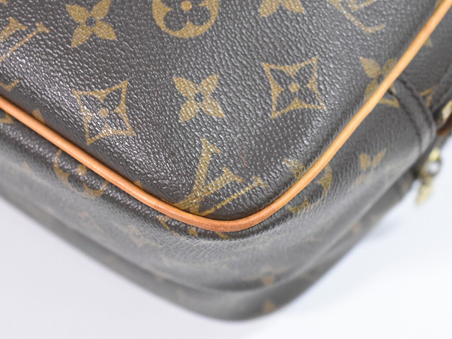 Louis Vuitton Reporter Shoulder Bag