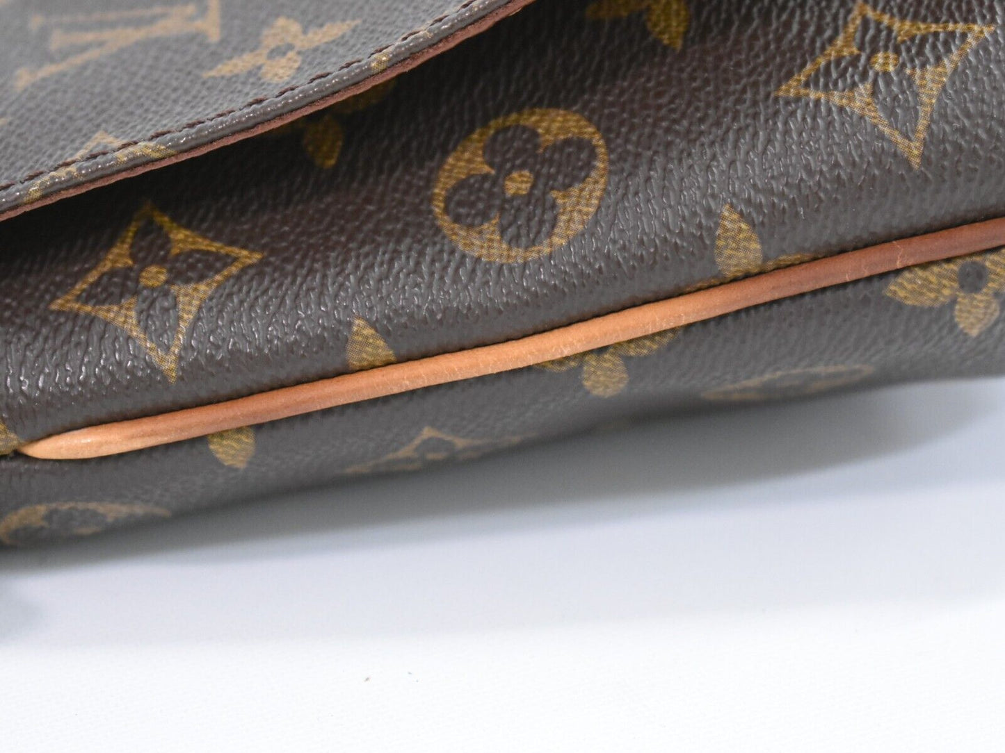 Louis Vuitton Musette Tango Shoulder Bag