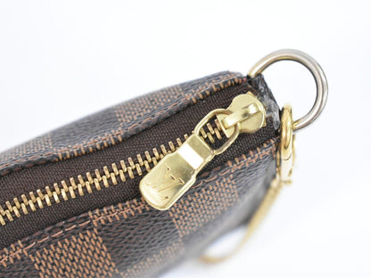 Louis Vuitton Mini Pochette Accessoires Clutch