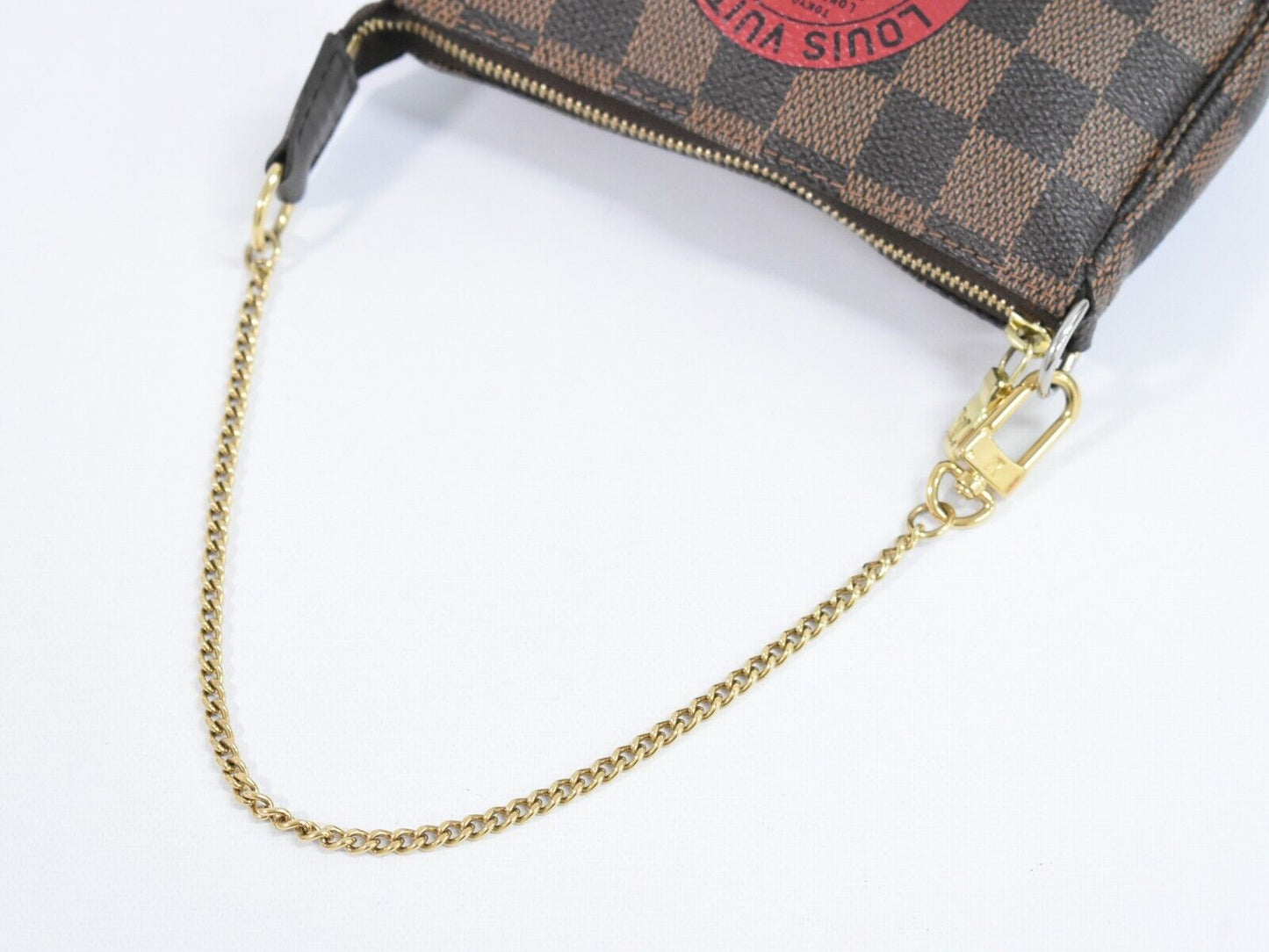 Louis Vuitton Mini Pochette Accessoires Clutch