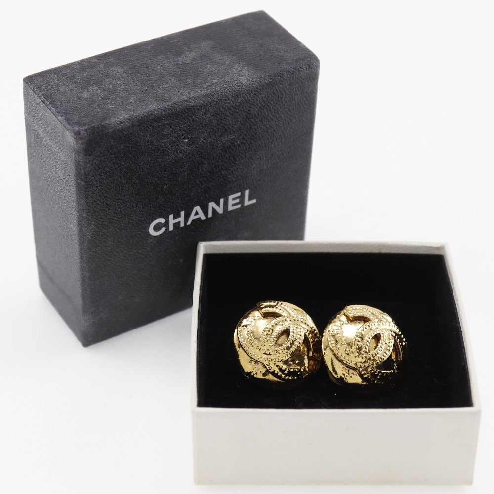 Chanel Cc Earring