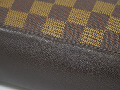 Louis Vuitton Trousse de Toilette 25 Clutch