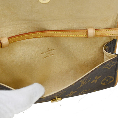 Louis Vuitton Pochette twin Handbag