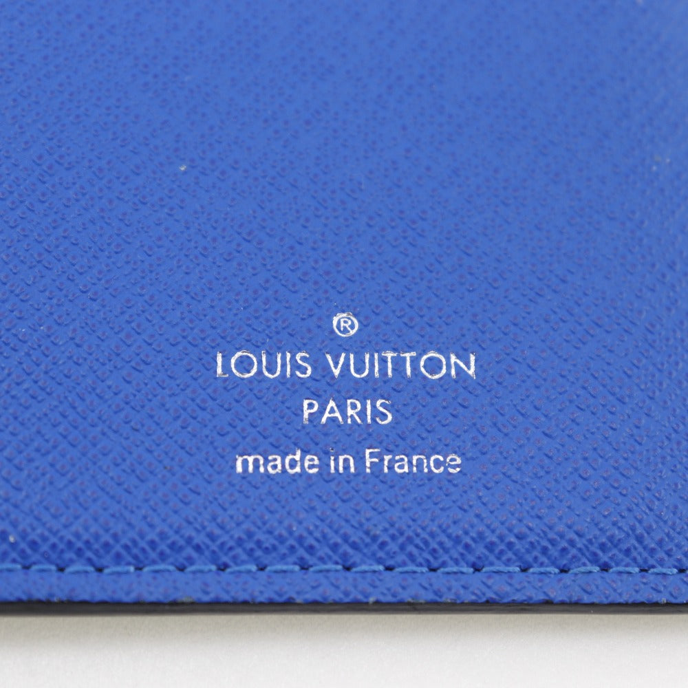 Louis Vuitton Taiga Wallet