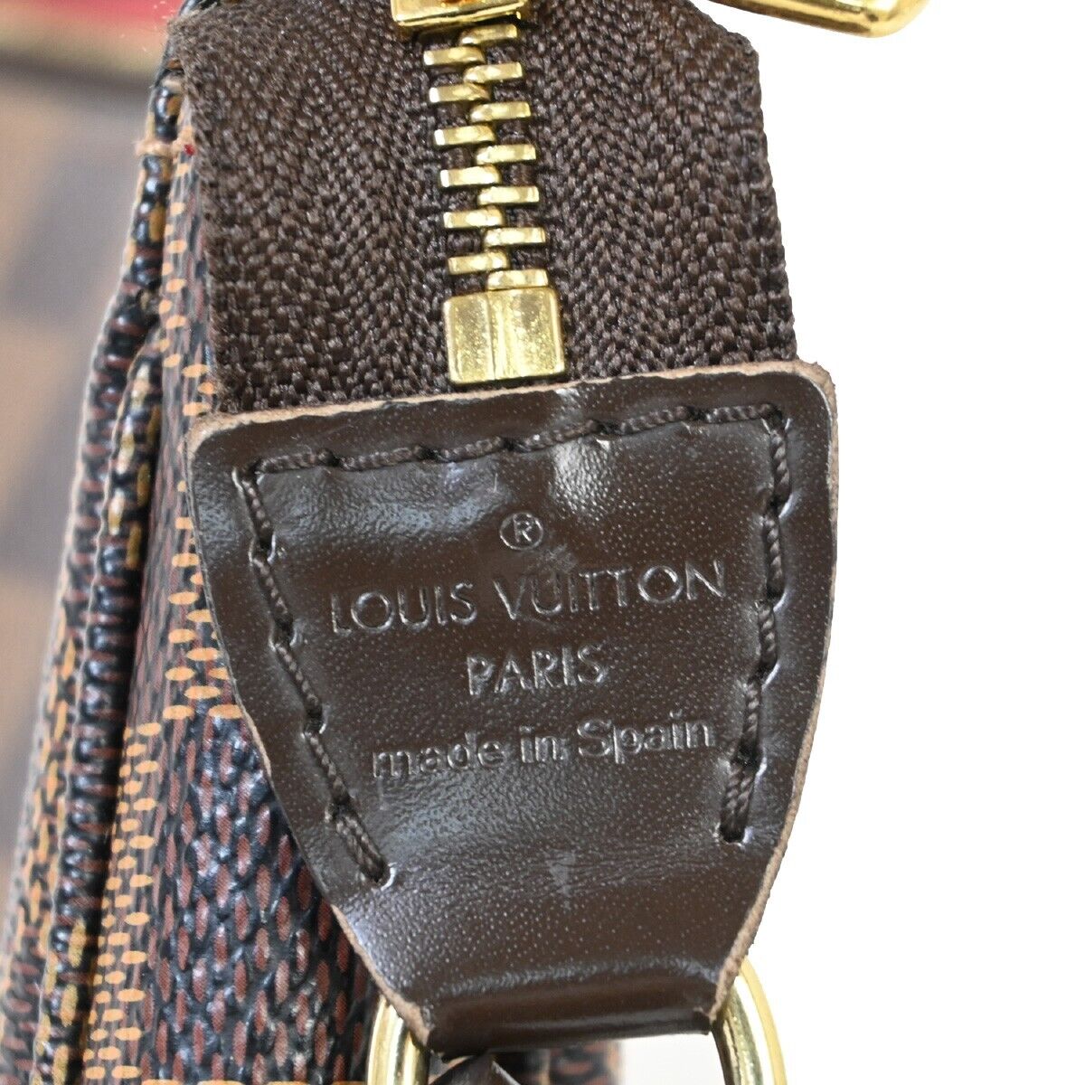 Louis Vuitton Pochette accessoires Handbag