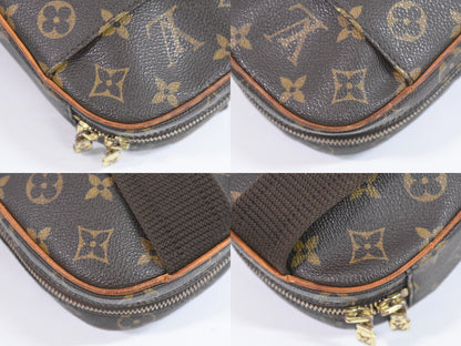 Louis Vuitton Pochette gange Shoulder Bag