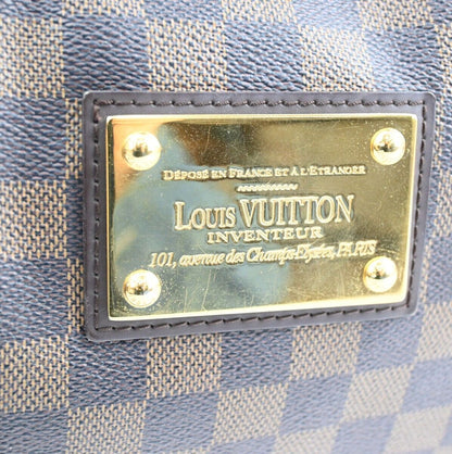 Louis Vuitton Thames Shoulder Bag