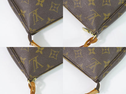 Louis Vuitton Pochette Accessoire Clutch