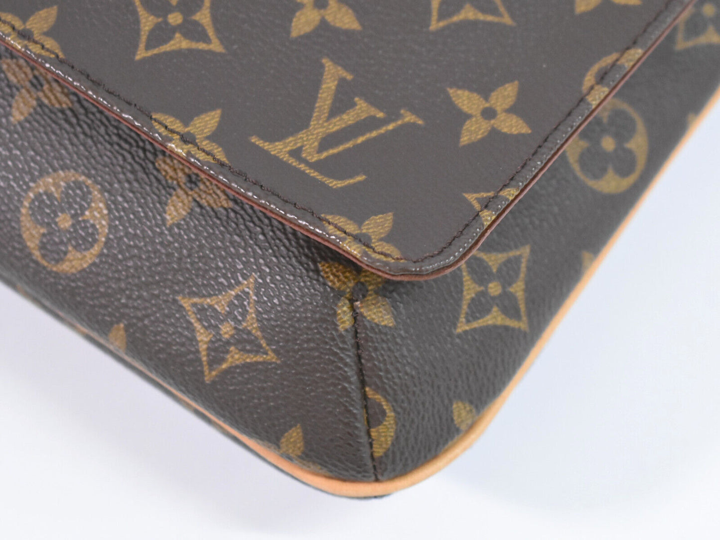 Louis Vuitton Musette Tango Shoulder Bag